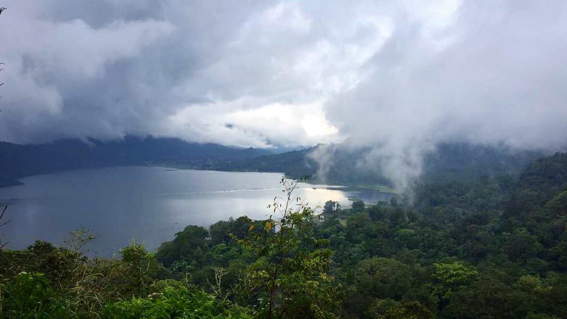 Bali Diaries : Mesmerizing Munduk – That Indian Couple